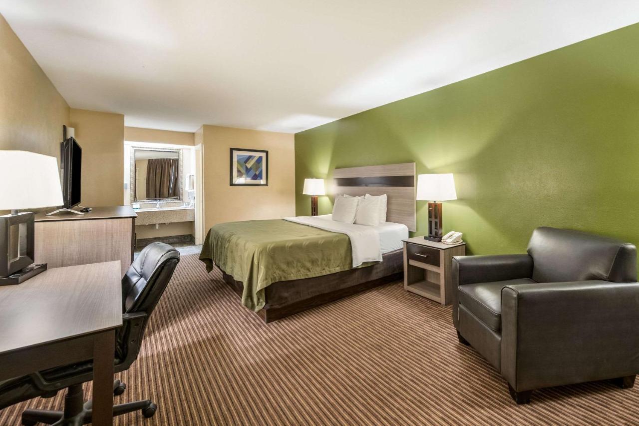 Quality Inn & Suites Garland - East Dallas المظهر الخارجي الصورة