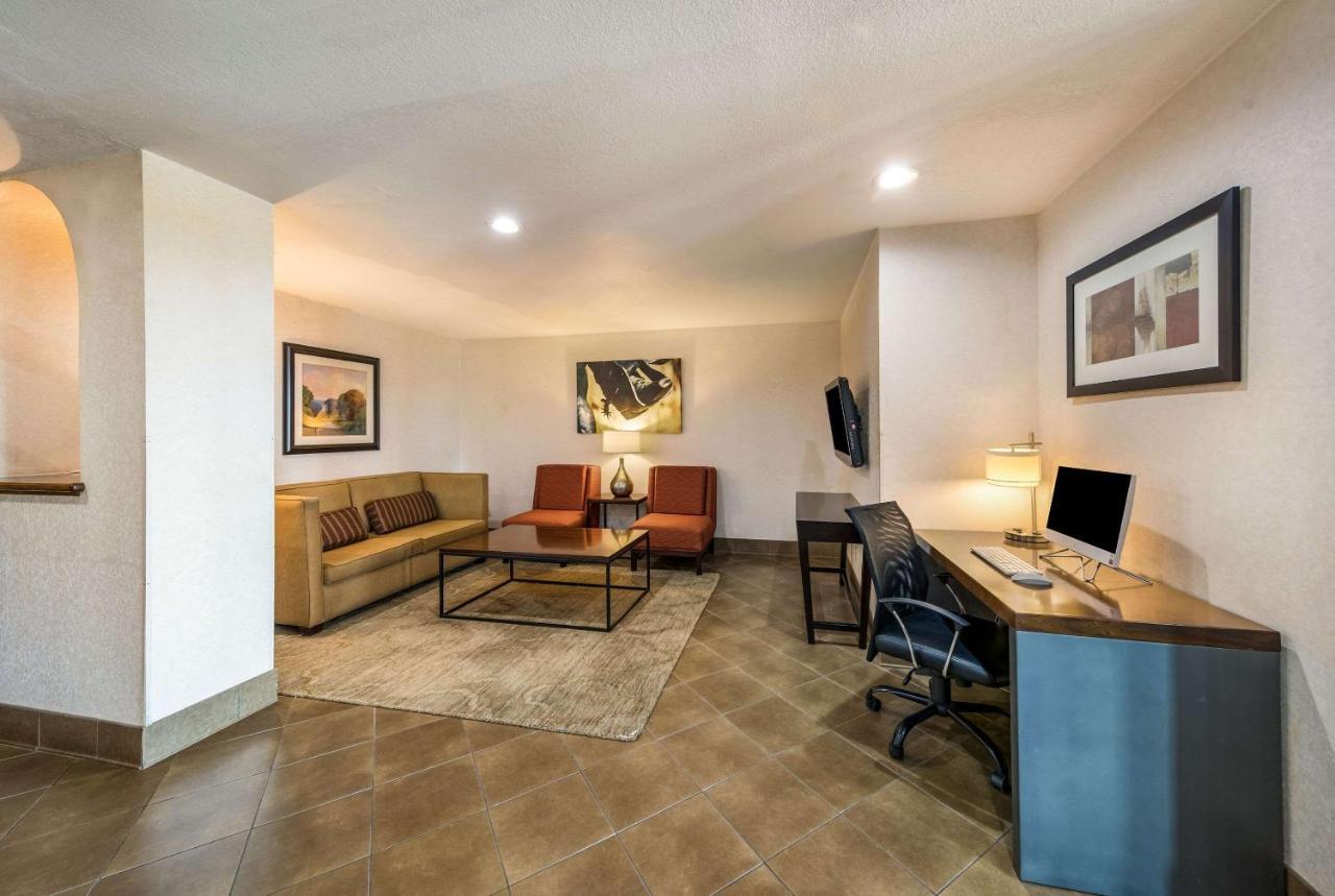 Quality Inn & Suites Garland - East Dallas المظهر الخارجي الصورة