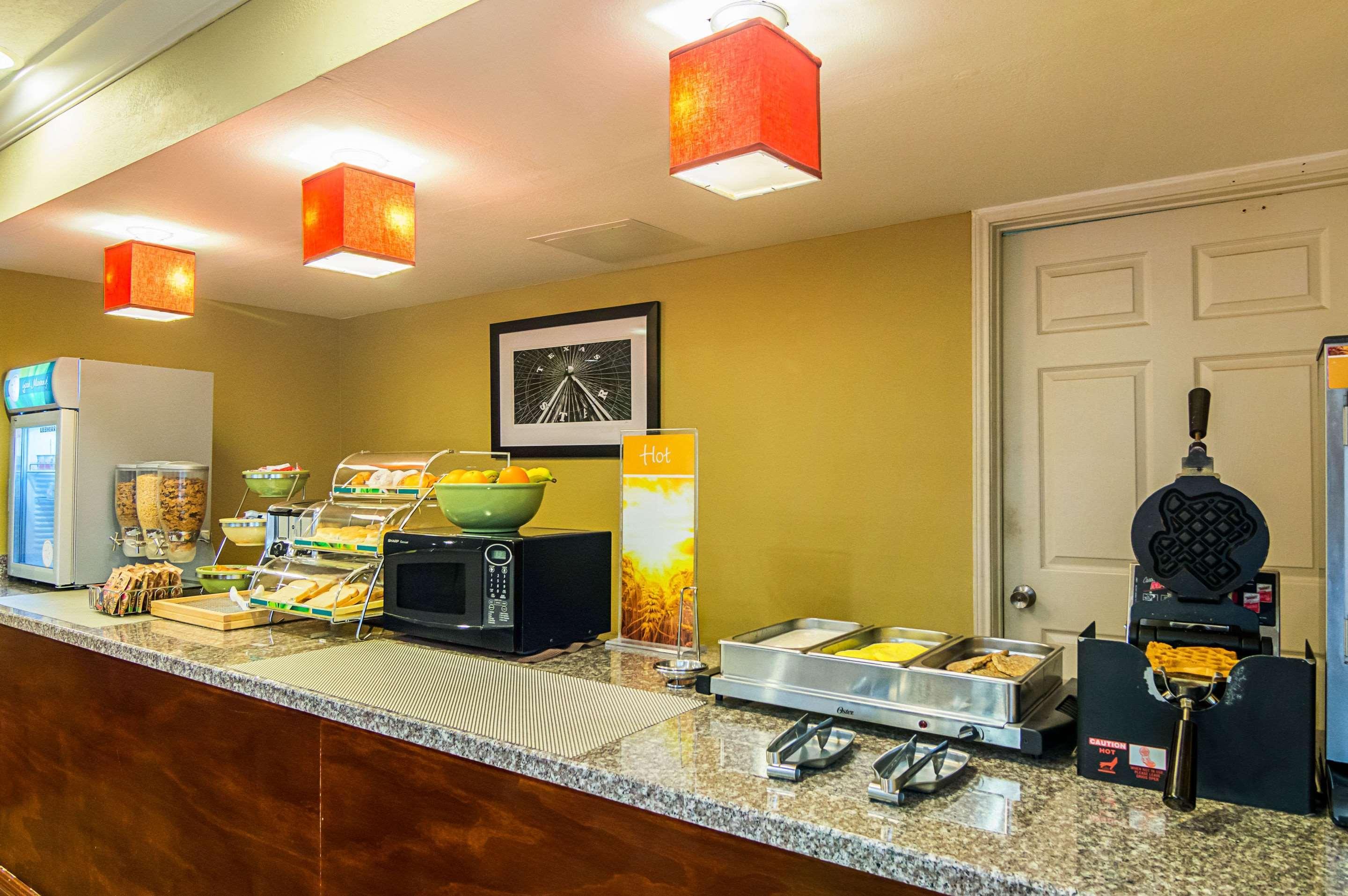 Quality Inn & Suites Garland - East Dallas المظهر الخارجي الصورة