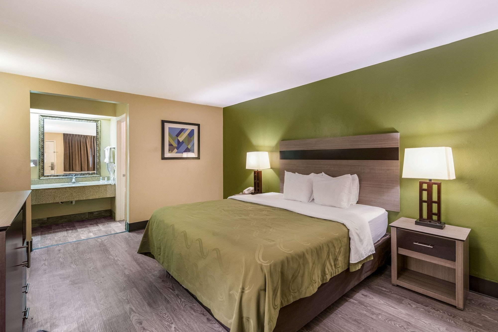 Quality Inn & Suites Garland - East Dallas المظهر الخارجي الصورة